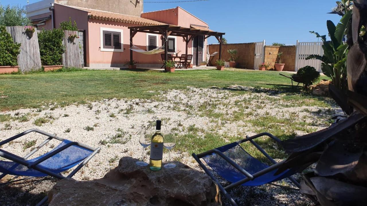 Villa Casa Paolo In Val Di Noto Calabernardo Exterior foto